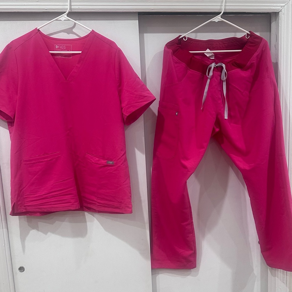 Figs shocking pink size xl